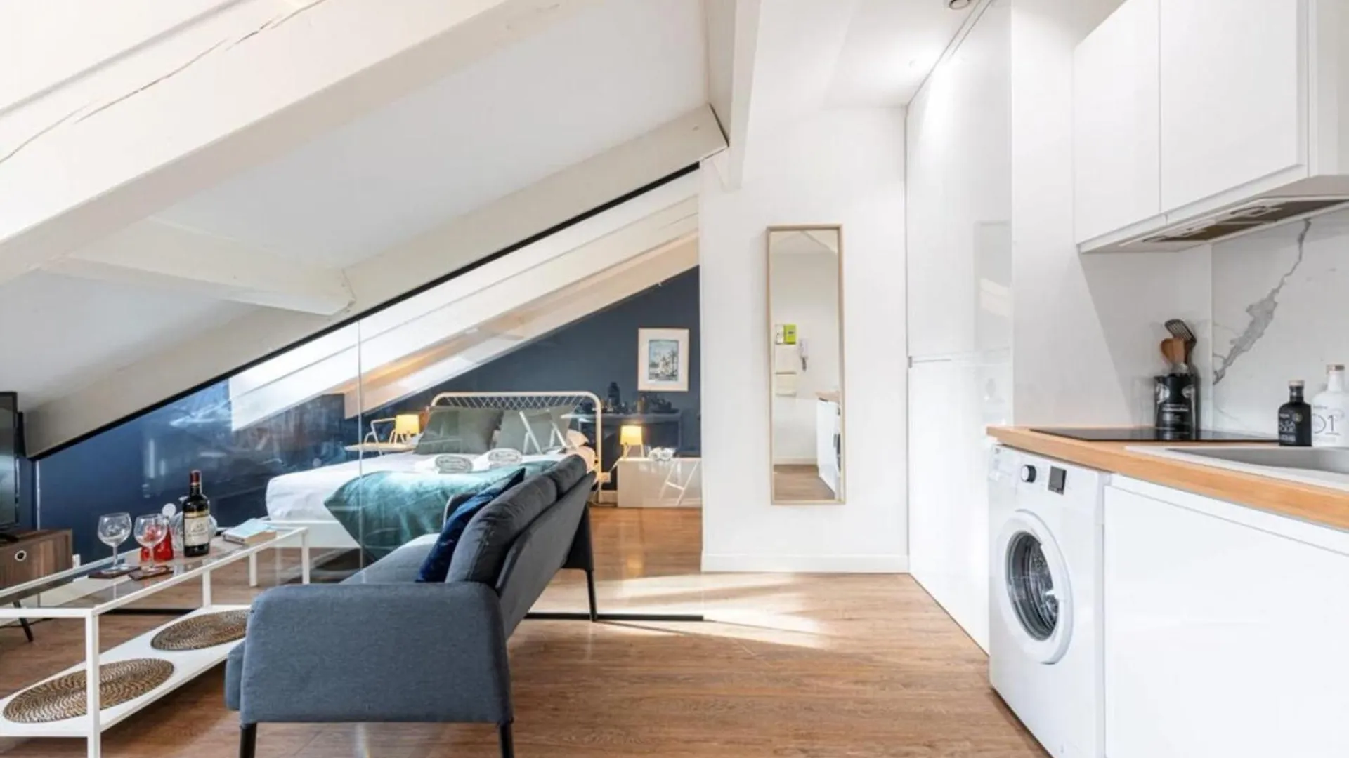 Apartment Deroulede - Superb Studio Suite W Ac Downtown Nice France